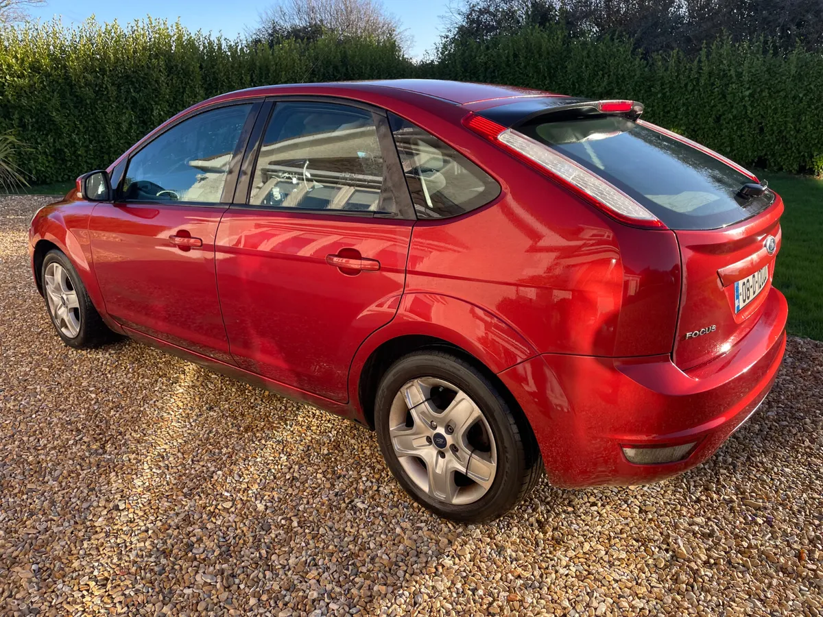 Ford Focus 2008 - Image 2
