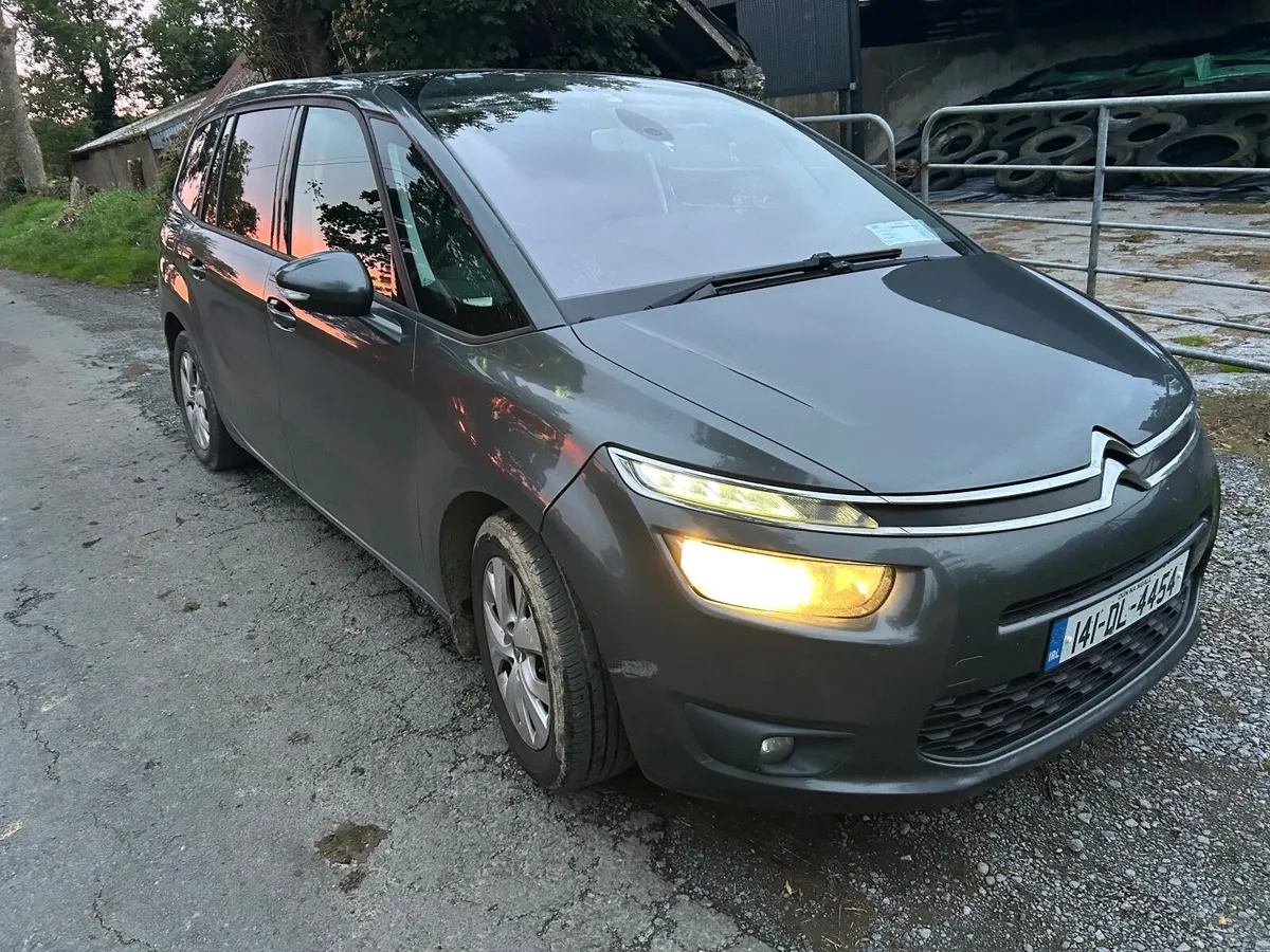 2014 citreon Picasso 1.6 Hdi auto needs box - Image 2