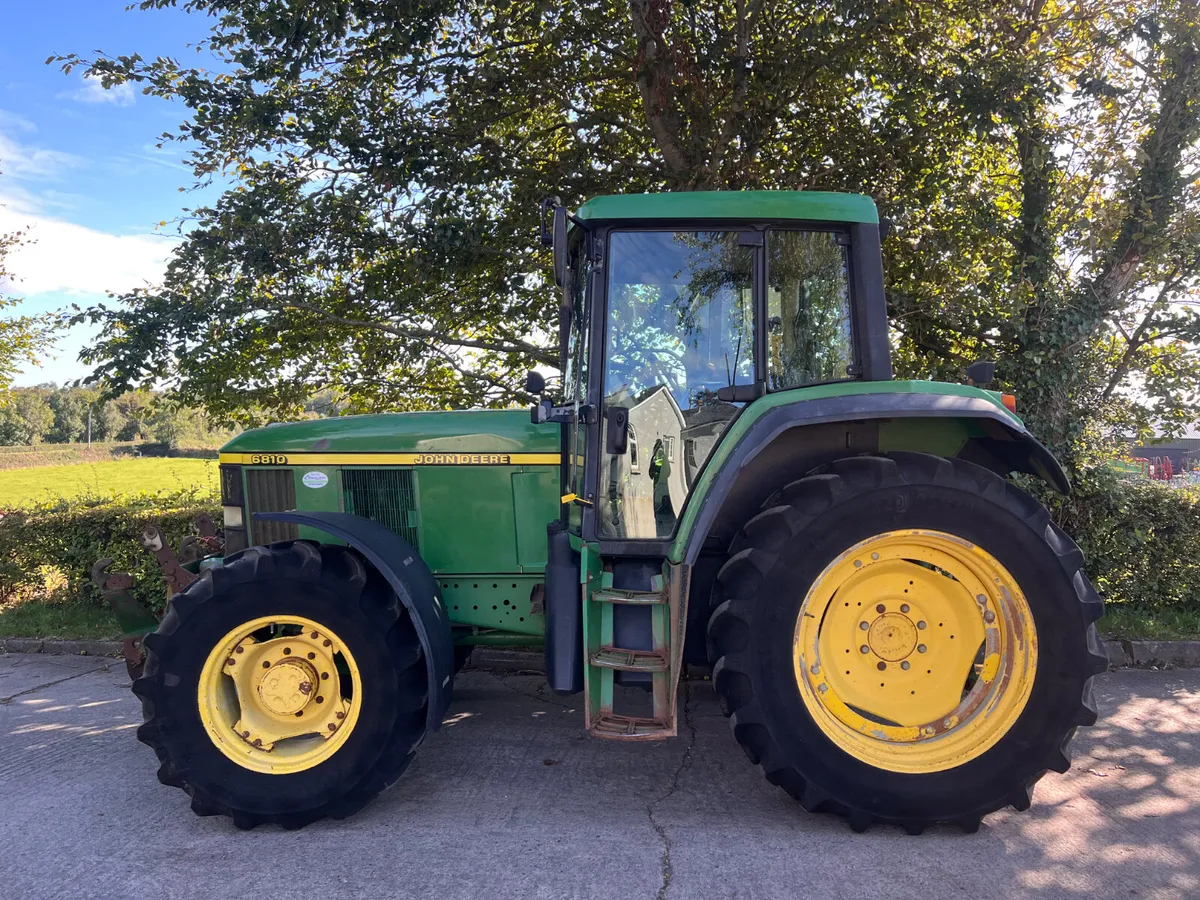 John Deere 6810 - Image 1