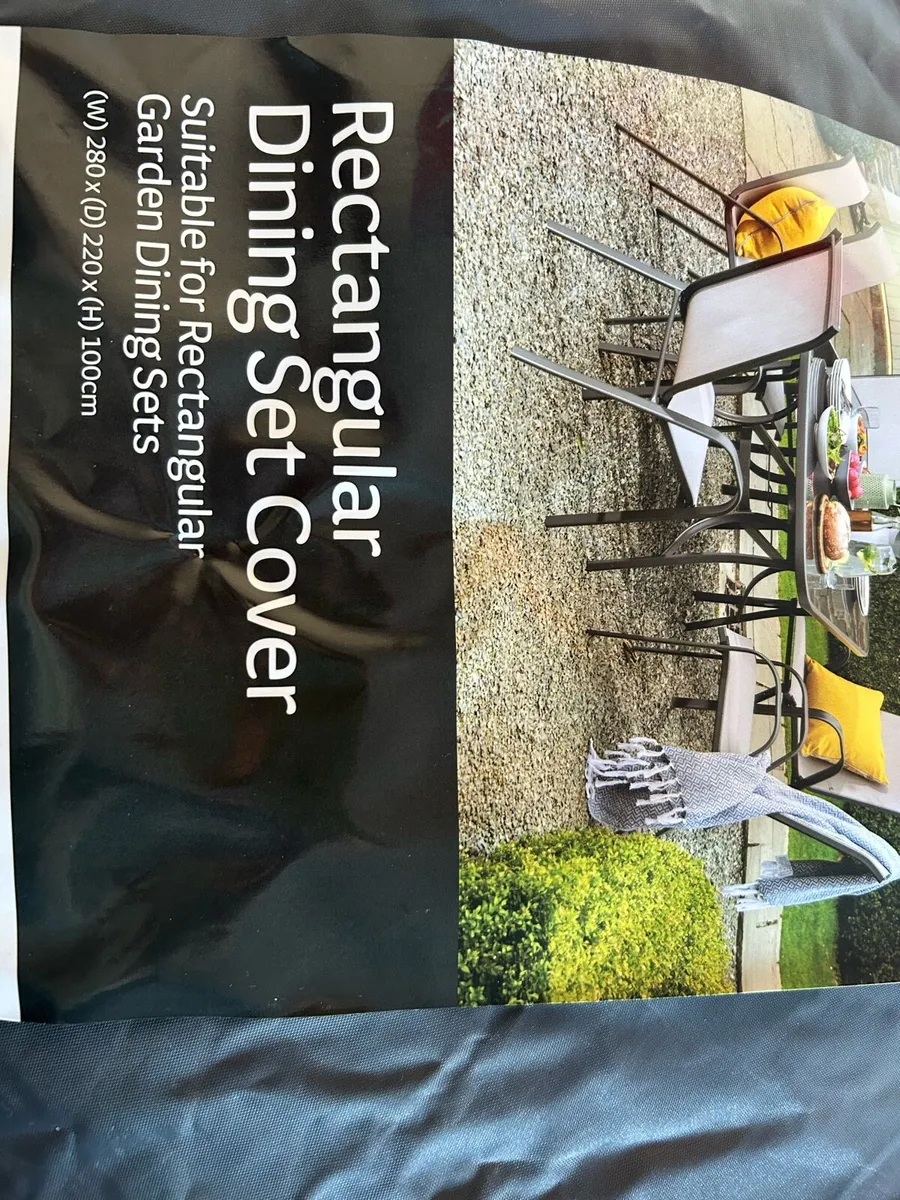 Outdoor furniture cover for 8 seat rectangular tab - Image 2