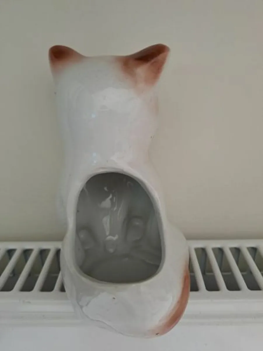 Vintage Kitten planter vase - Image 3