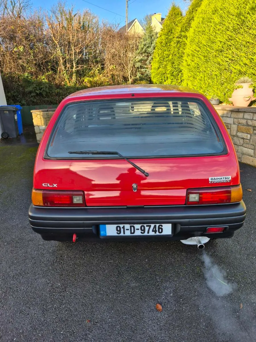 1991 daihatsu charade - Image 4
