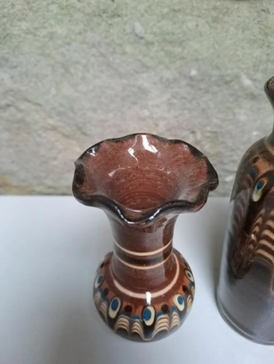 Vintage Bulgarian clay vase and flower pot - Image 2