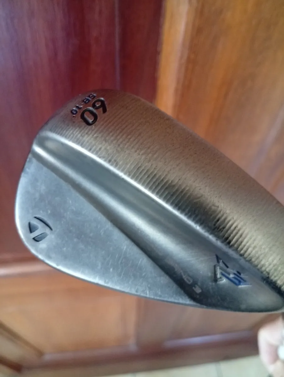 TaylorMade Tour Issue 60 Degree Wedge Raw - Image 3