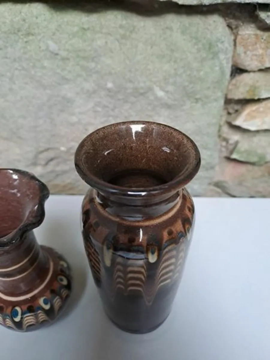 Vintage Bulgarian clay vase and flower pot - Image 3