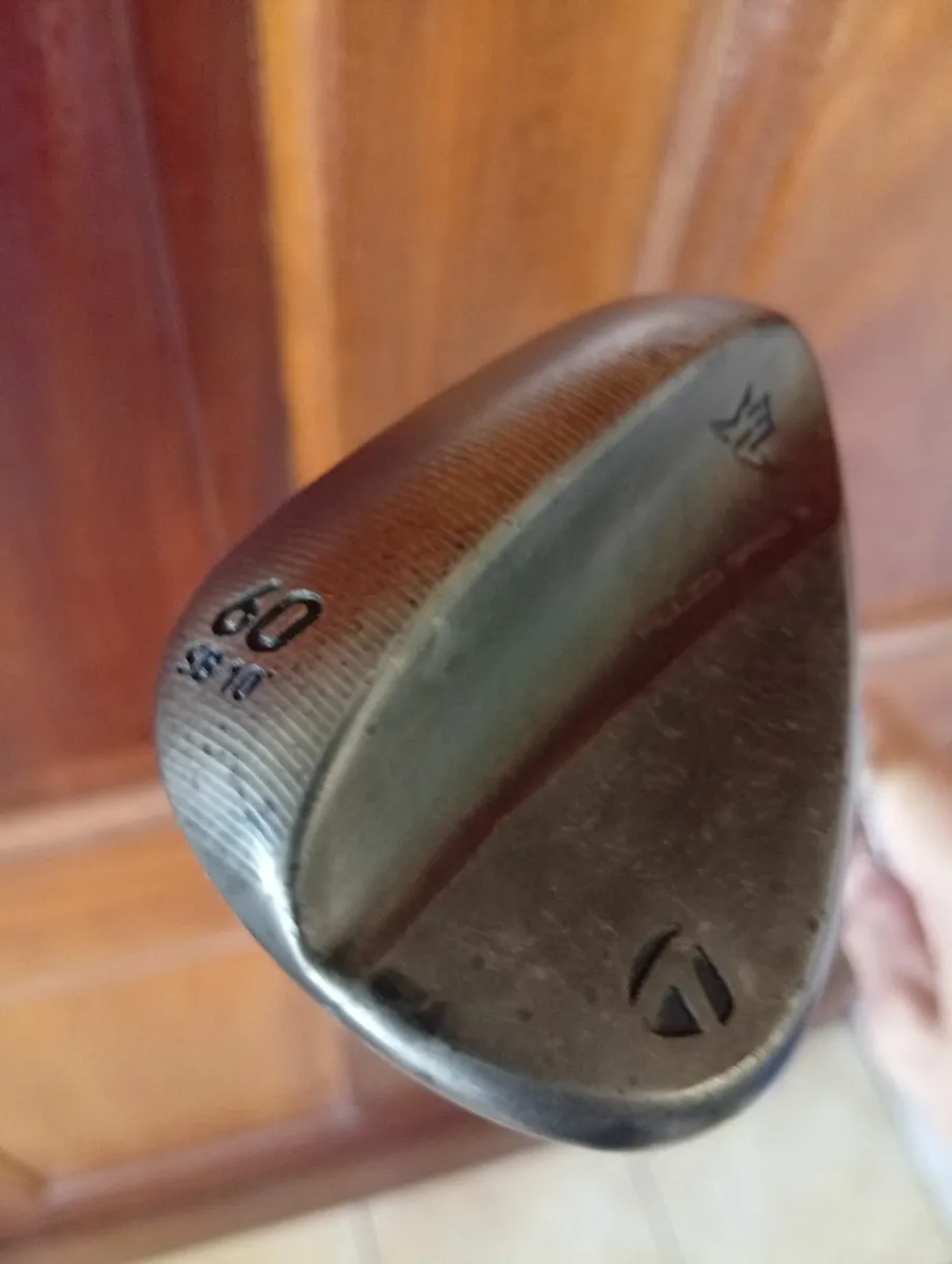TaylorMade Tour Issue 60 Degree Wedge Raw - Image 4