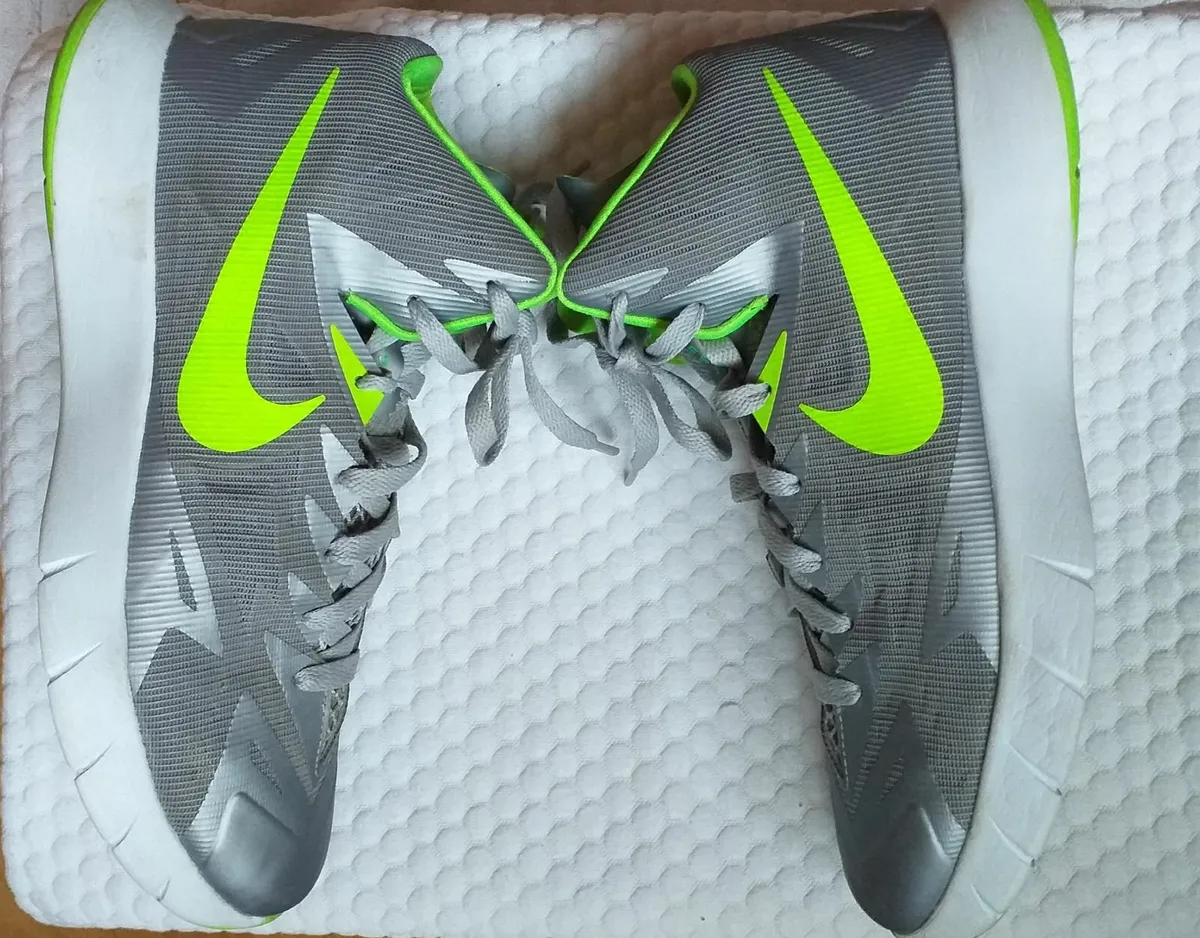 MENS NIKE TRAINERS-SIZE 7 - Image 3