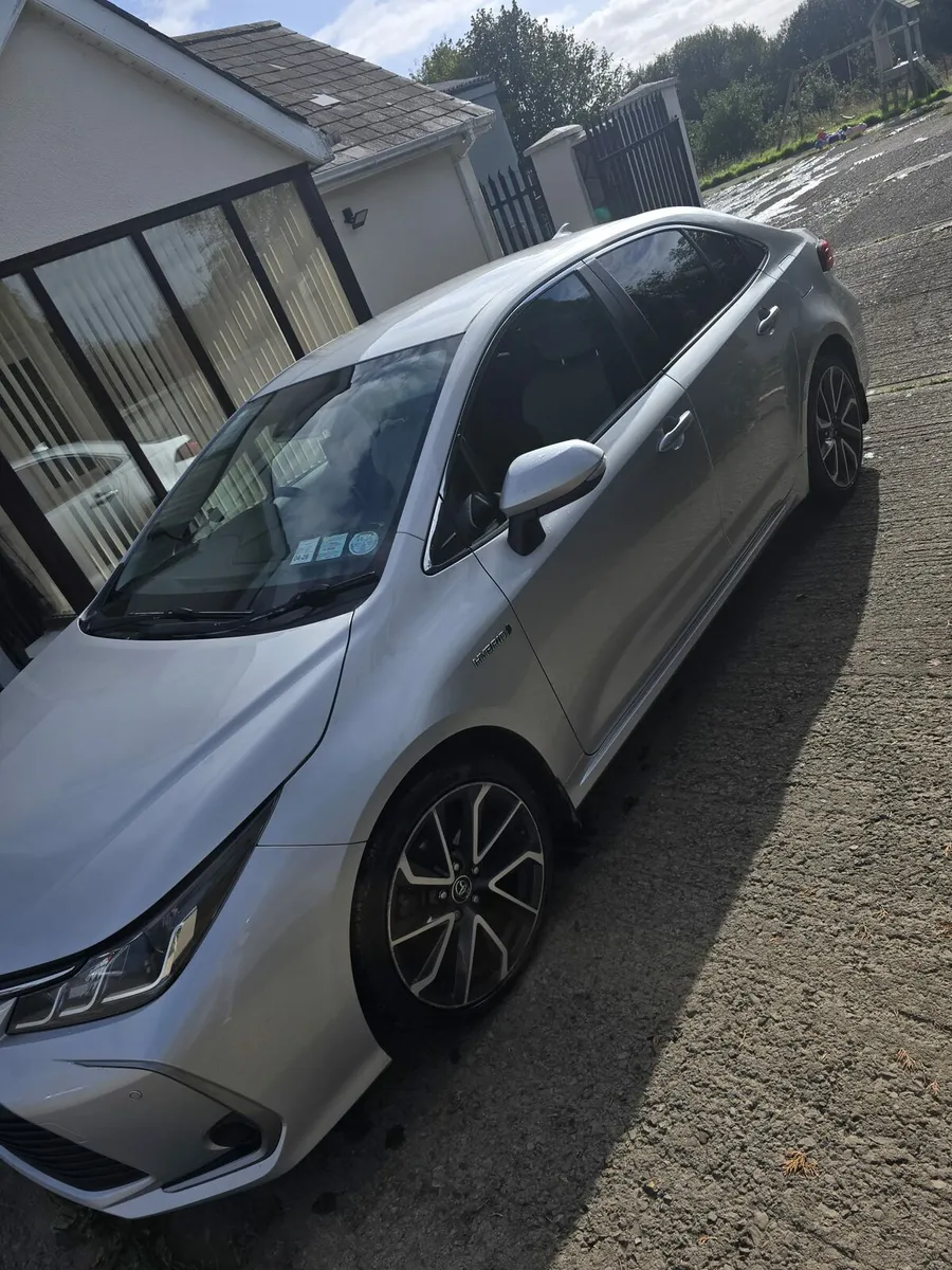 Toyota Corolla Hybrid 2020 NCT 1/28 Top Spec - Image 2