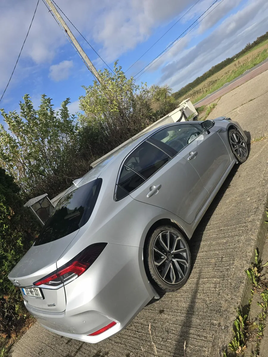 Toyota Corolla Hybrid 2020 NCT 1/28 Top Spec - Image 3