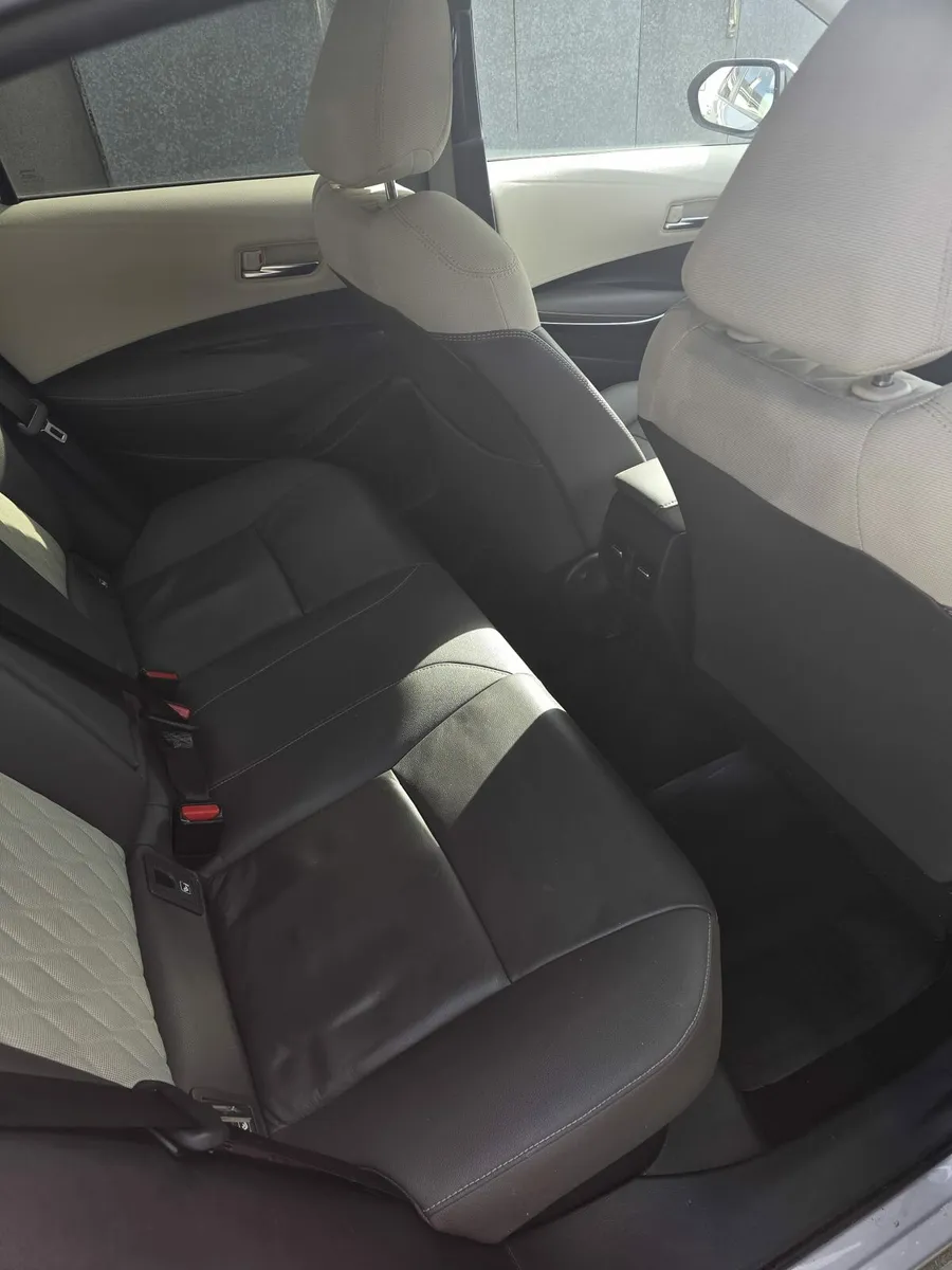 Toyota Corolla Hybrid 2020 NCT 1/28 Top Spec - Image 2