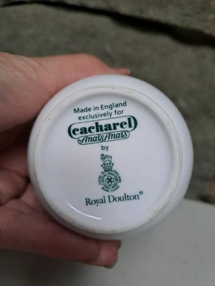 Royal Doulton posy vase or cup - Image 2