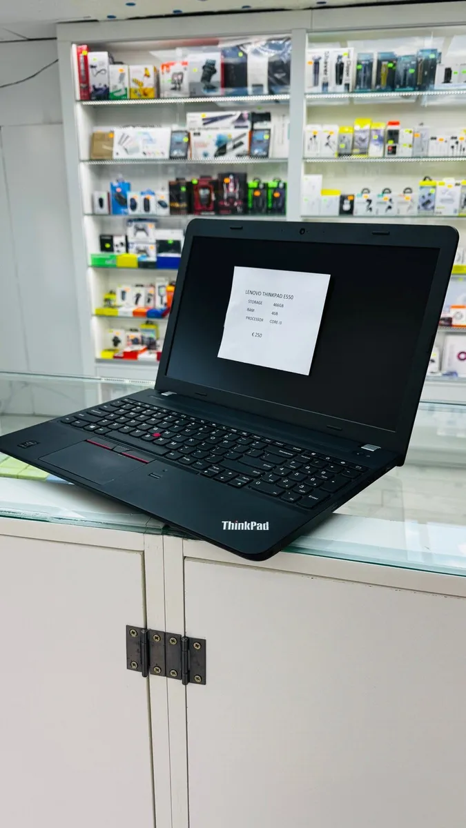 Lenovo Thinkpad E550  ( Laptop )
