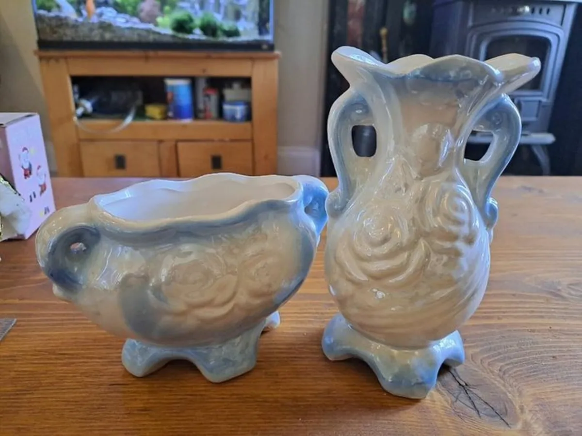 Vintage lusterware vases - Image 3