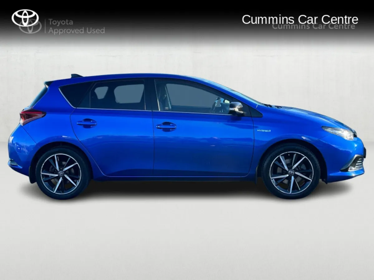 Toyota Auris AURIS HYBRID LUNA SPORT - Image 3