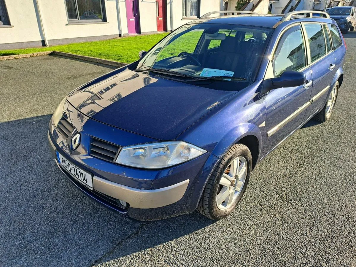 Renault megane estate 1.6 nct 2/26 low km - Image 4