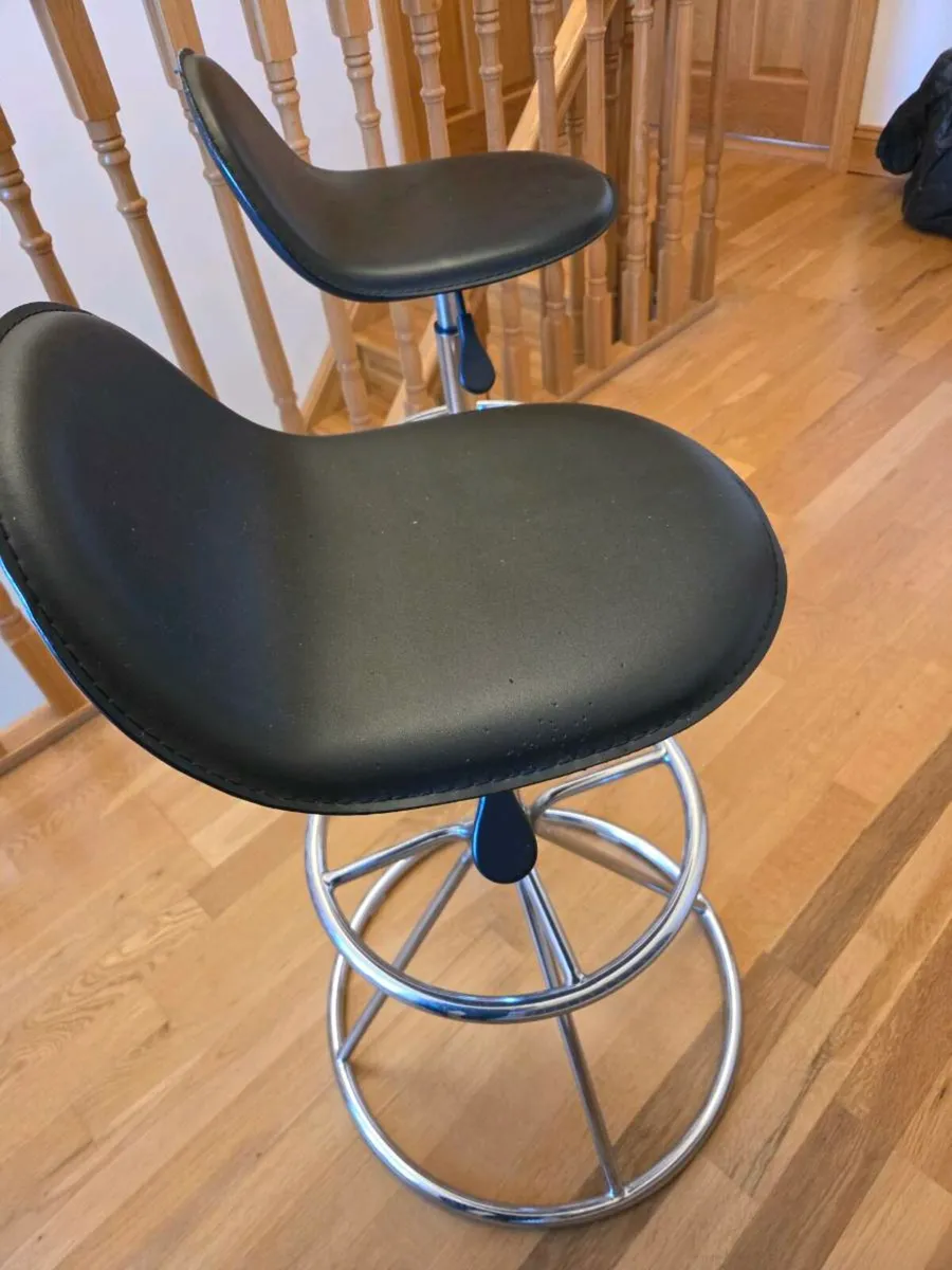 Kitchen stools - Image 2