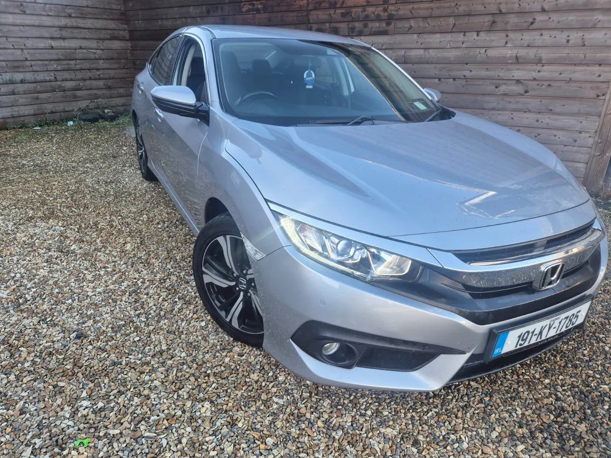 Honda Civic 2019 - Image 1