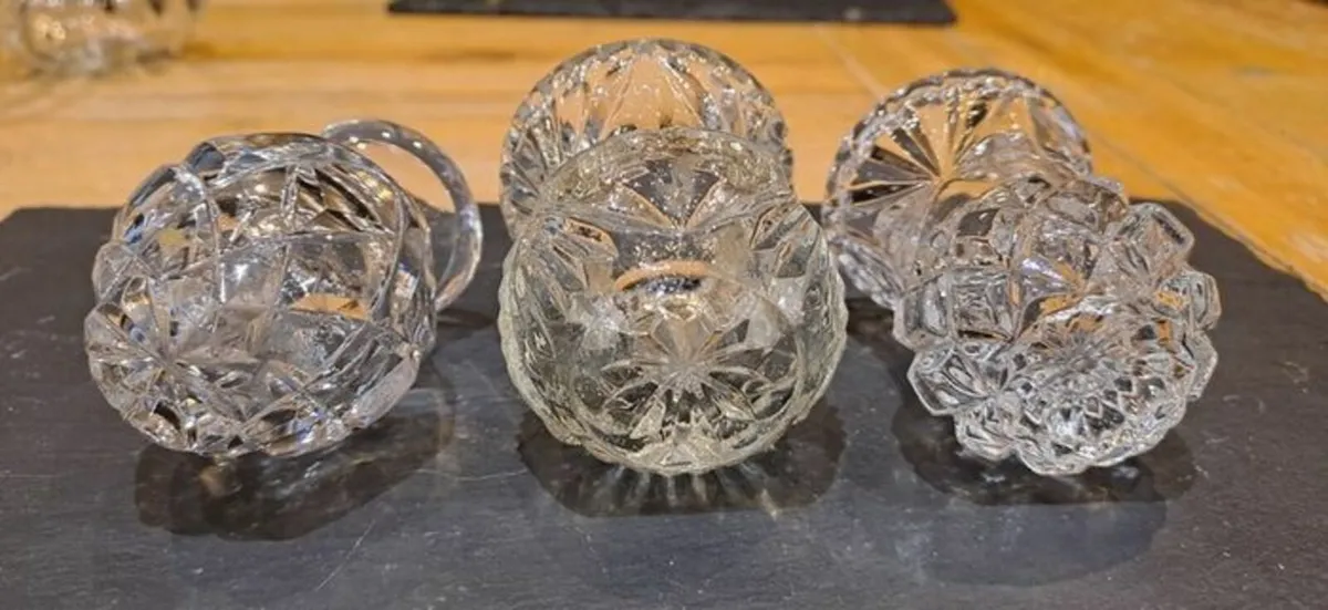 3 crystal vases small - Image 3