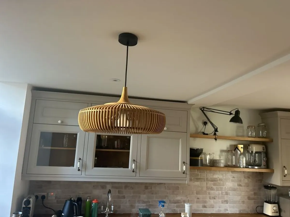 light fitting - Image 2