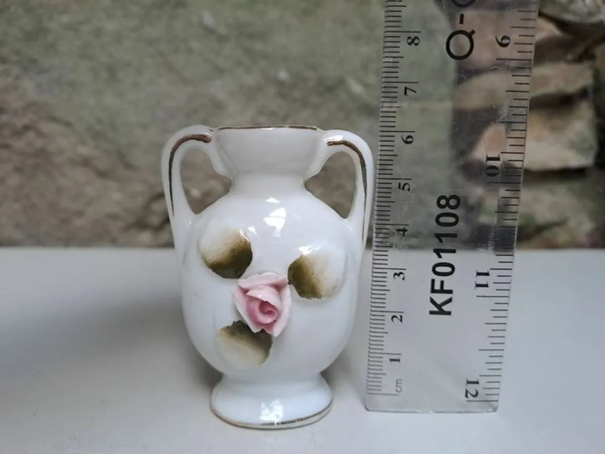 Miniature Vase pink flower - Image 4