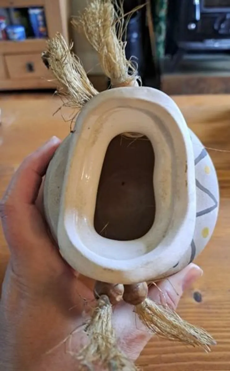 Greek pottery vase - Image 2