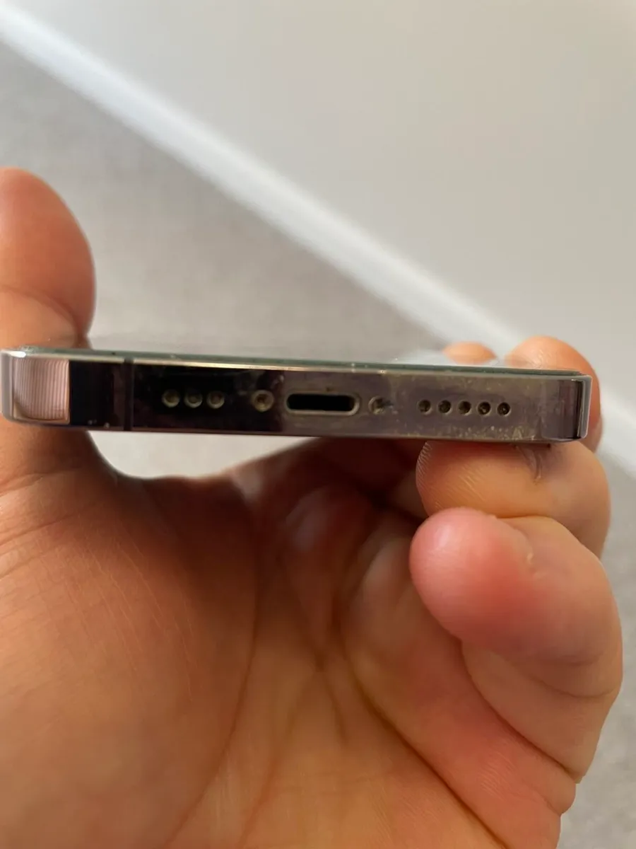 iPhone 14 Pro 256gb Midnight Purple - Image 4