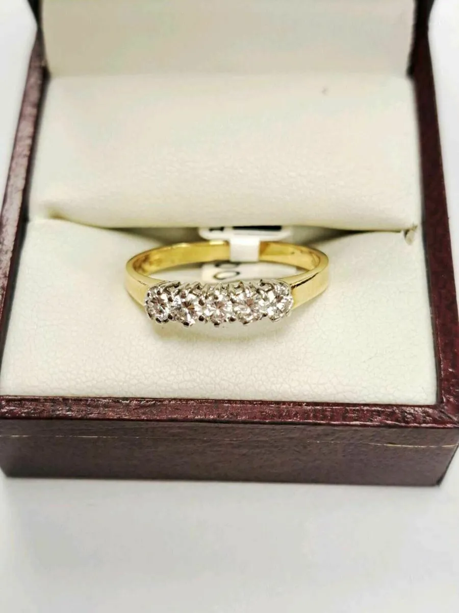 18K Gold Diamond Ring 18CT - Image 1
