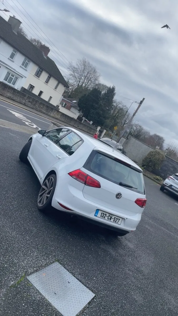 Volkswagen Golf - Image 4