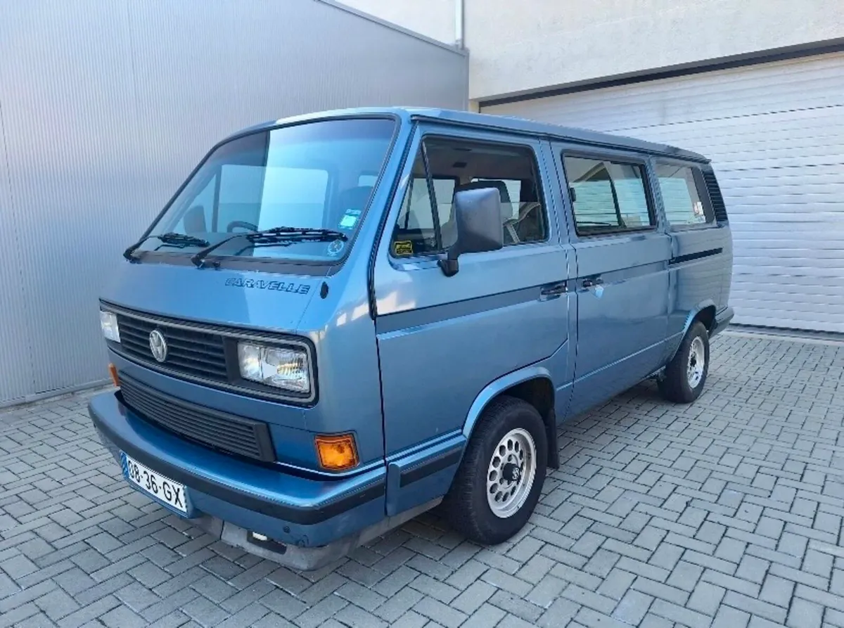 Volkswagen T3 T25 Caravelle 1987 - Image 1