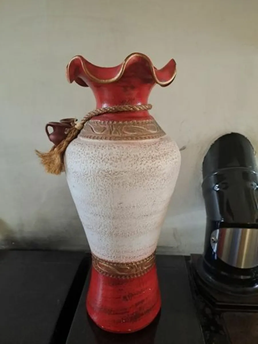 Keelings vase handmade - Image 2