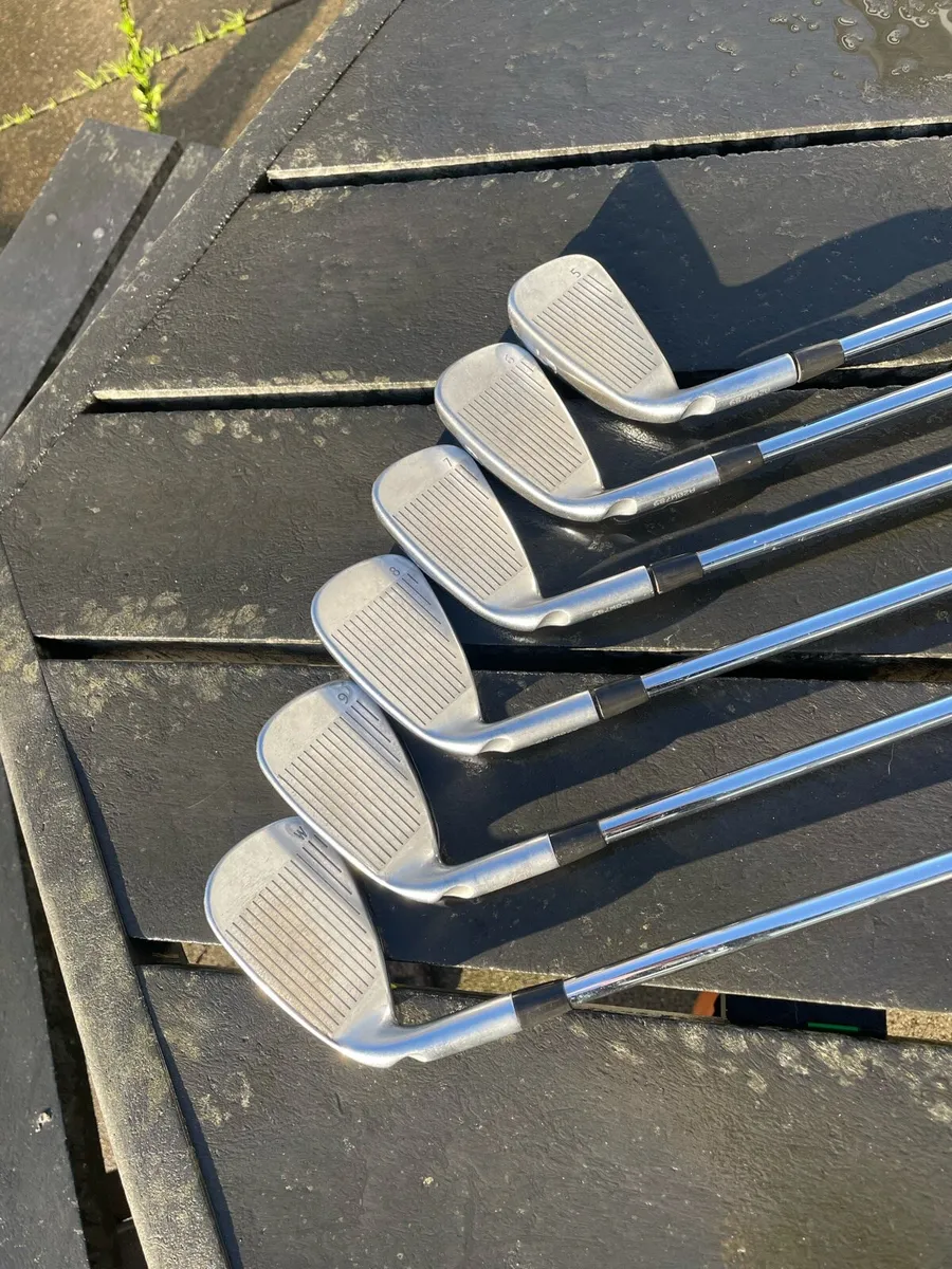 Ping G400 Iron Set 5-PW S Flex / Red Dot - Image 2