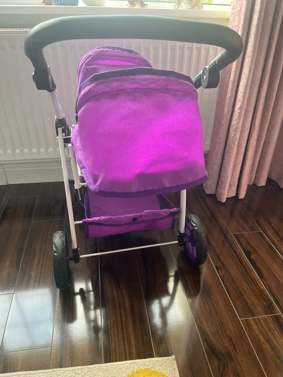 Dolls double Buggy - Image 3