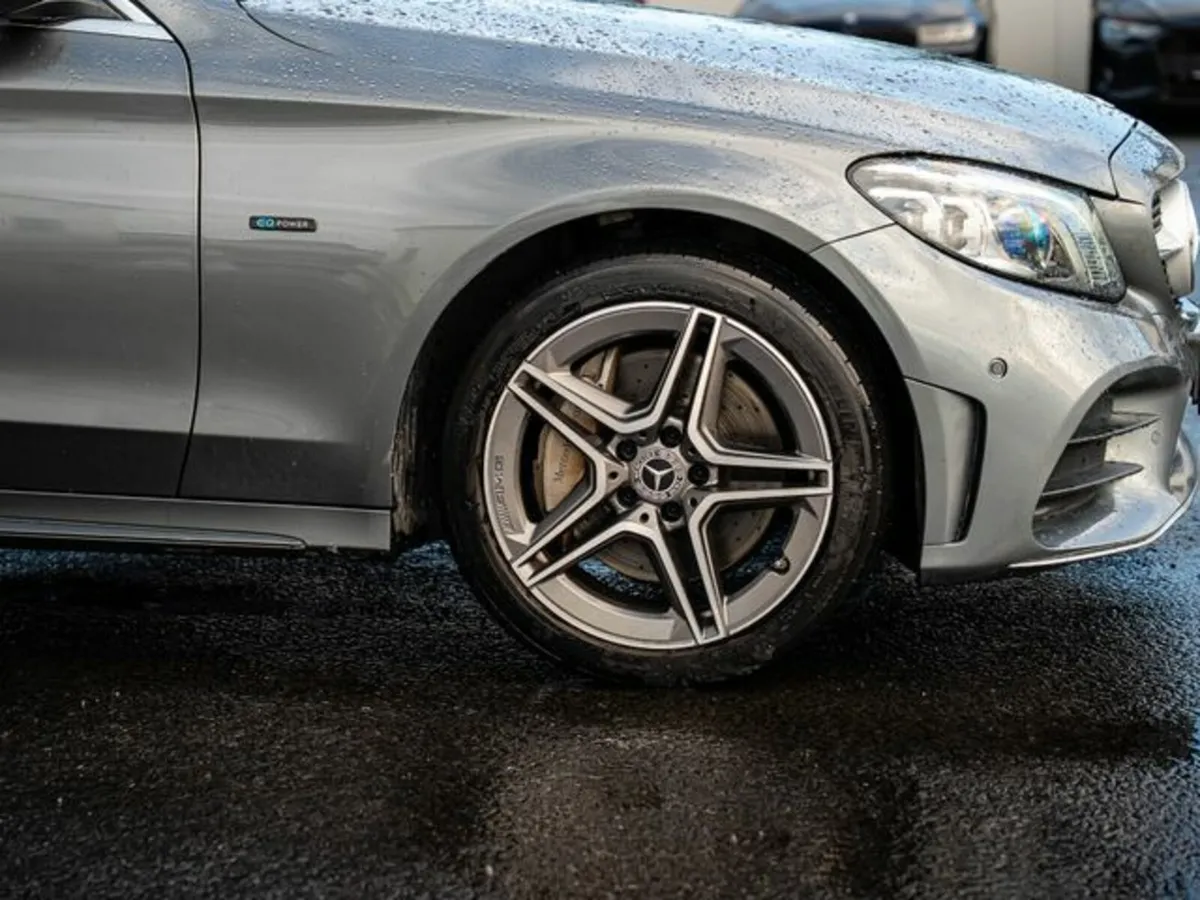 Mercedes-Benz C-Class C 300 DE AMG LINE EDITION - Image 3