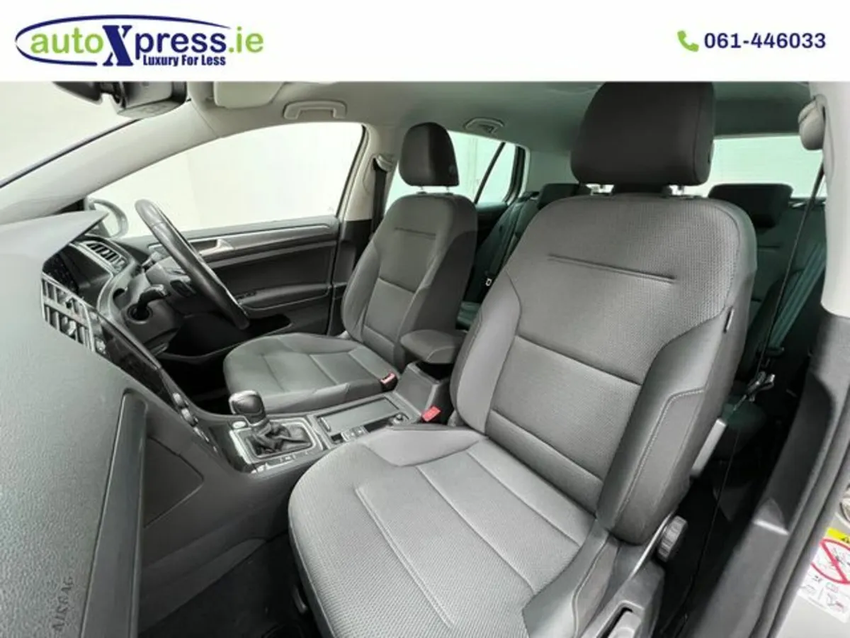 Volkswagen Golf 1.2 TSI Automatic, Reversing camer - Image 2