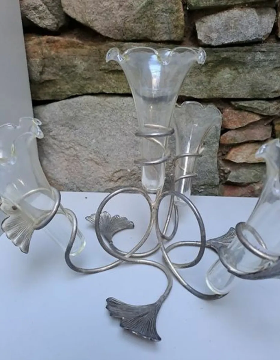 4 branch Silver and glass flower holder - Image 2