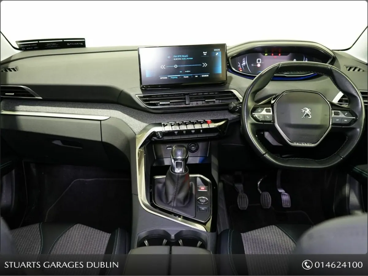 Peugeot 5008 FL Allure 1.2 130 6.3 4DR - Image 4