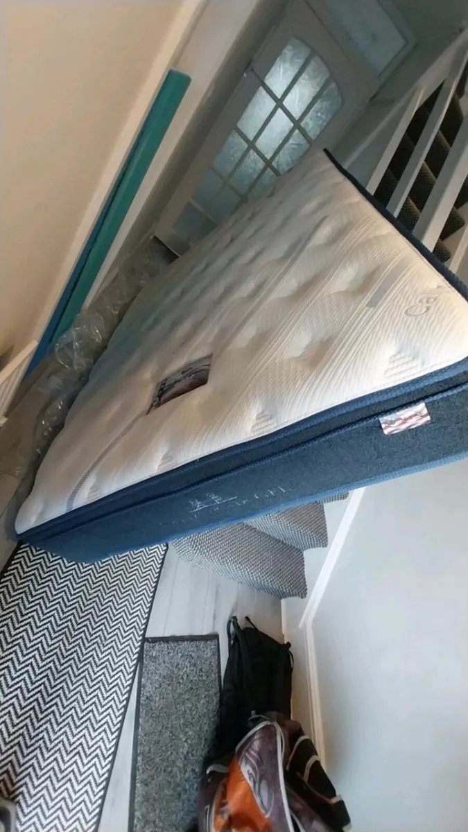 BRAND NEW- Bought 1 week ago.  Perfect condition - Image 1