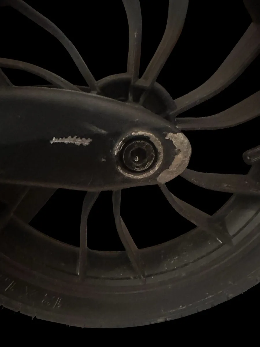 Smyths Kids Balance Bike - Image 2