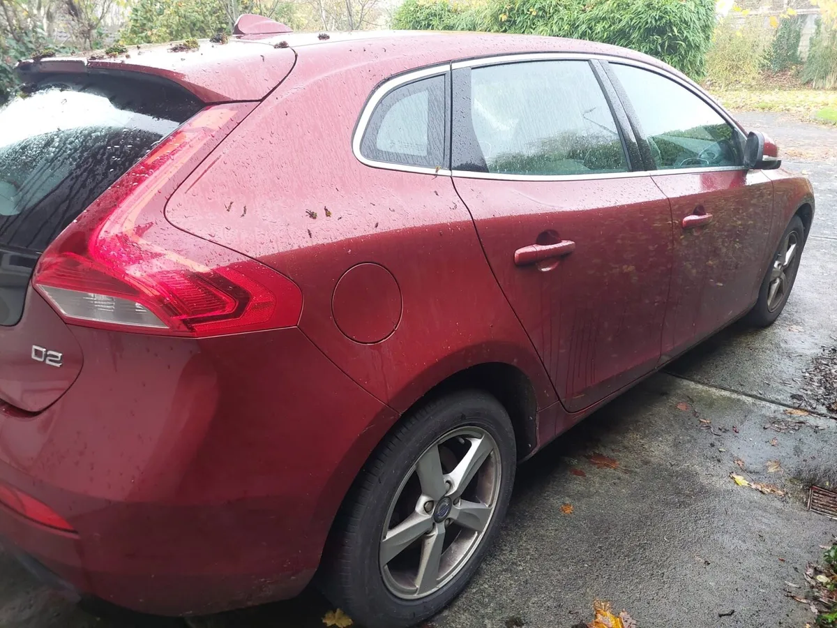 Volvo V40 - Image 3