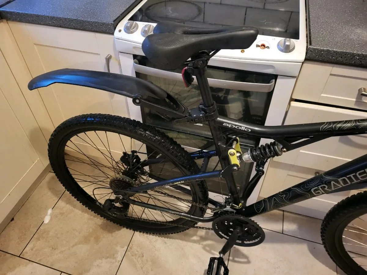 Mens Mountain bike - Image 4