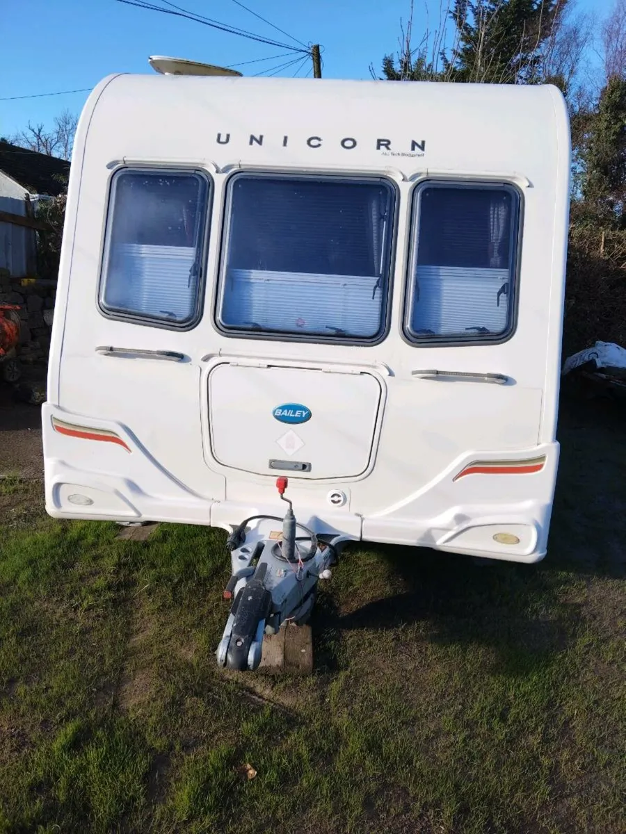 Abby unicorn Seville 2012 caravan - Image 3