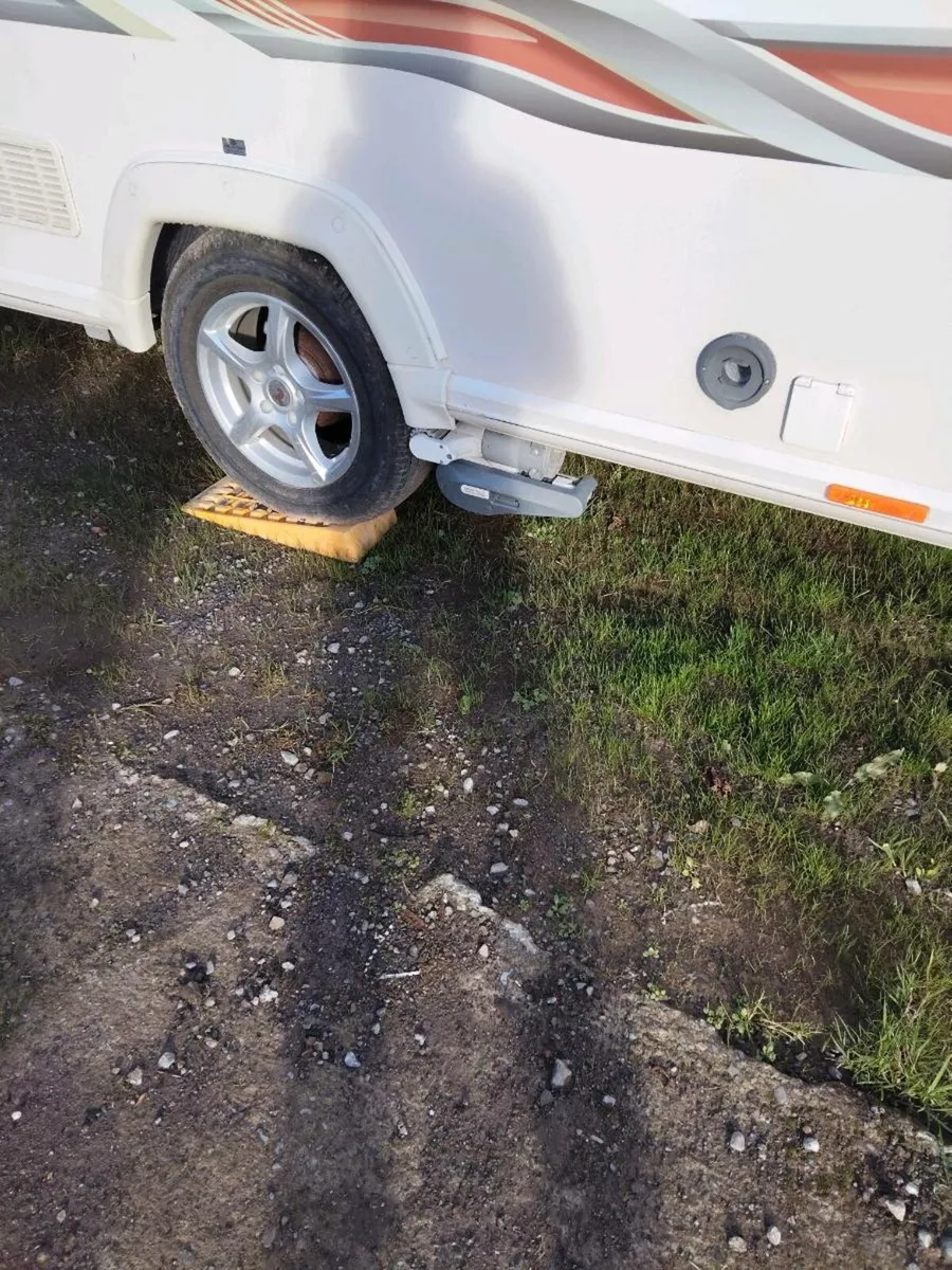 Abby unicorn Seville 2012 caravan - Image 4