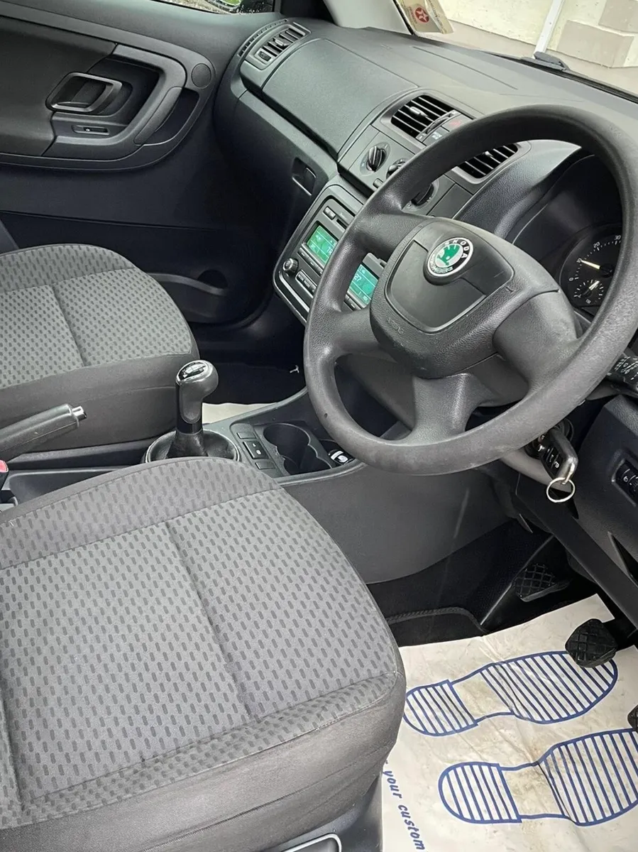 Skoda Fabia 1.2i 44,000 miles - Image 4