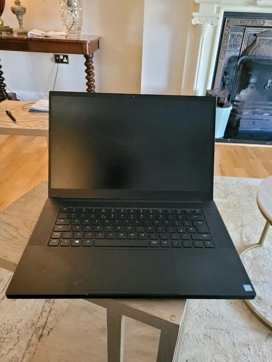Razer Blade 15 15.6 Inch Damaged Screen