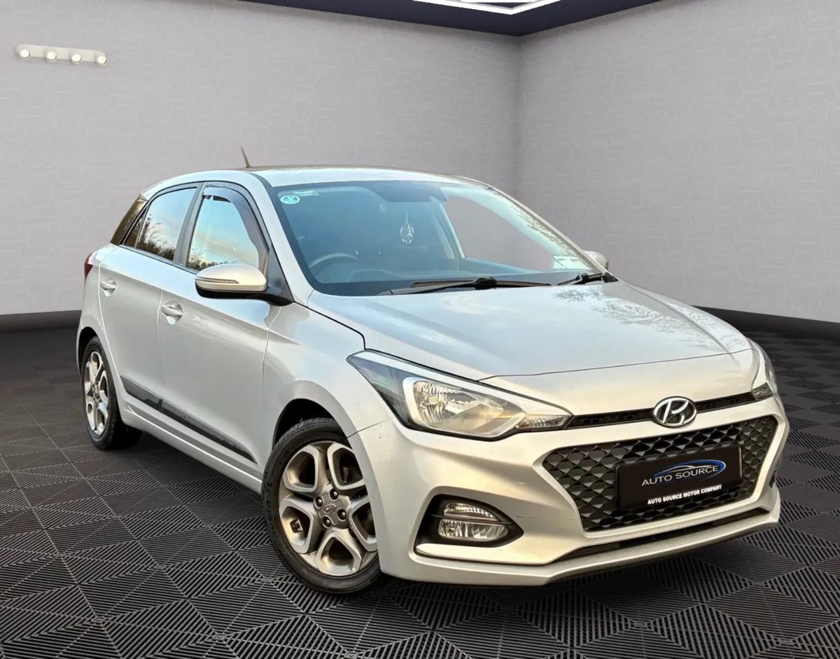 HYUNDAI I20 ACTIVE DELUXE 5DR FSH - Image 1