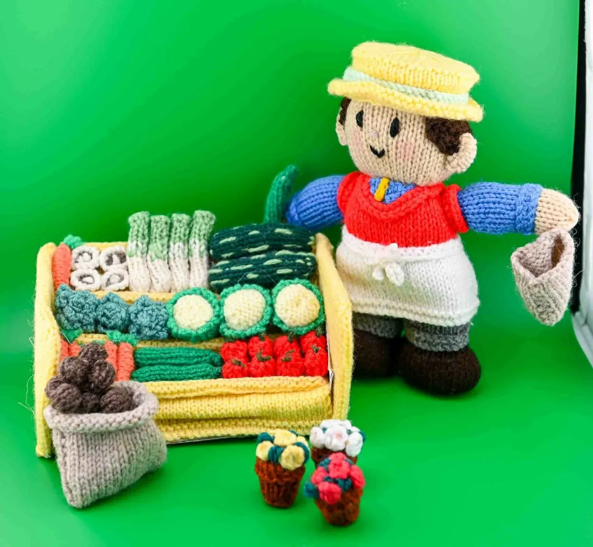 Hand Knit toy - Image 4