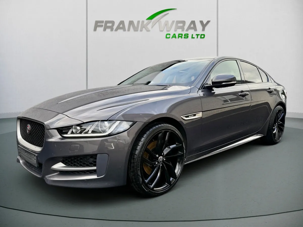 2017 JAGUAR XE  R-SPORT 2.0 D AWD AUTOMATIC *MINT* - Image 1