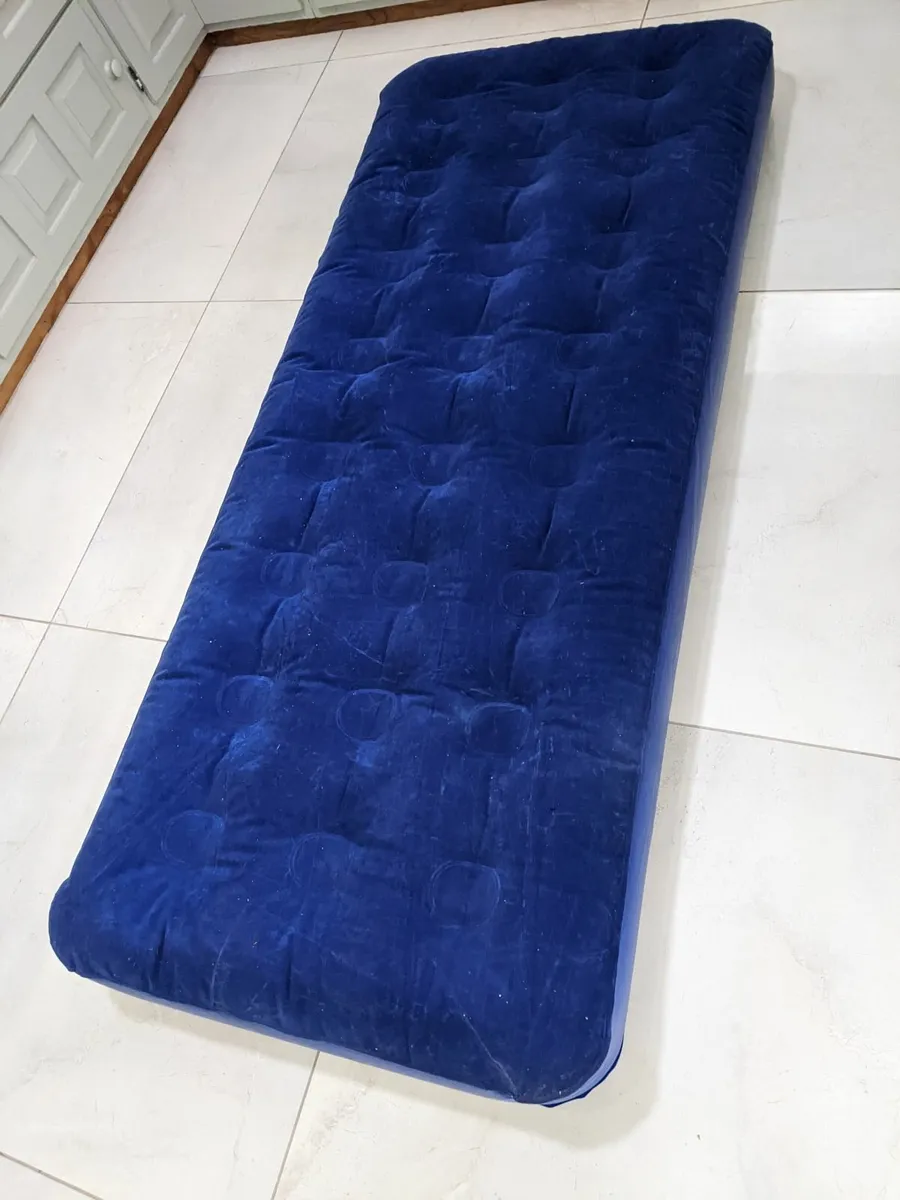 Airbed - Image 3