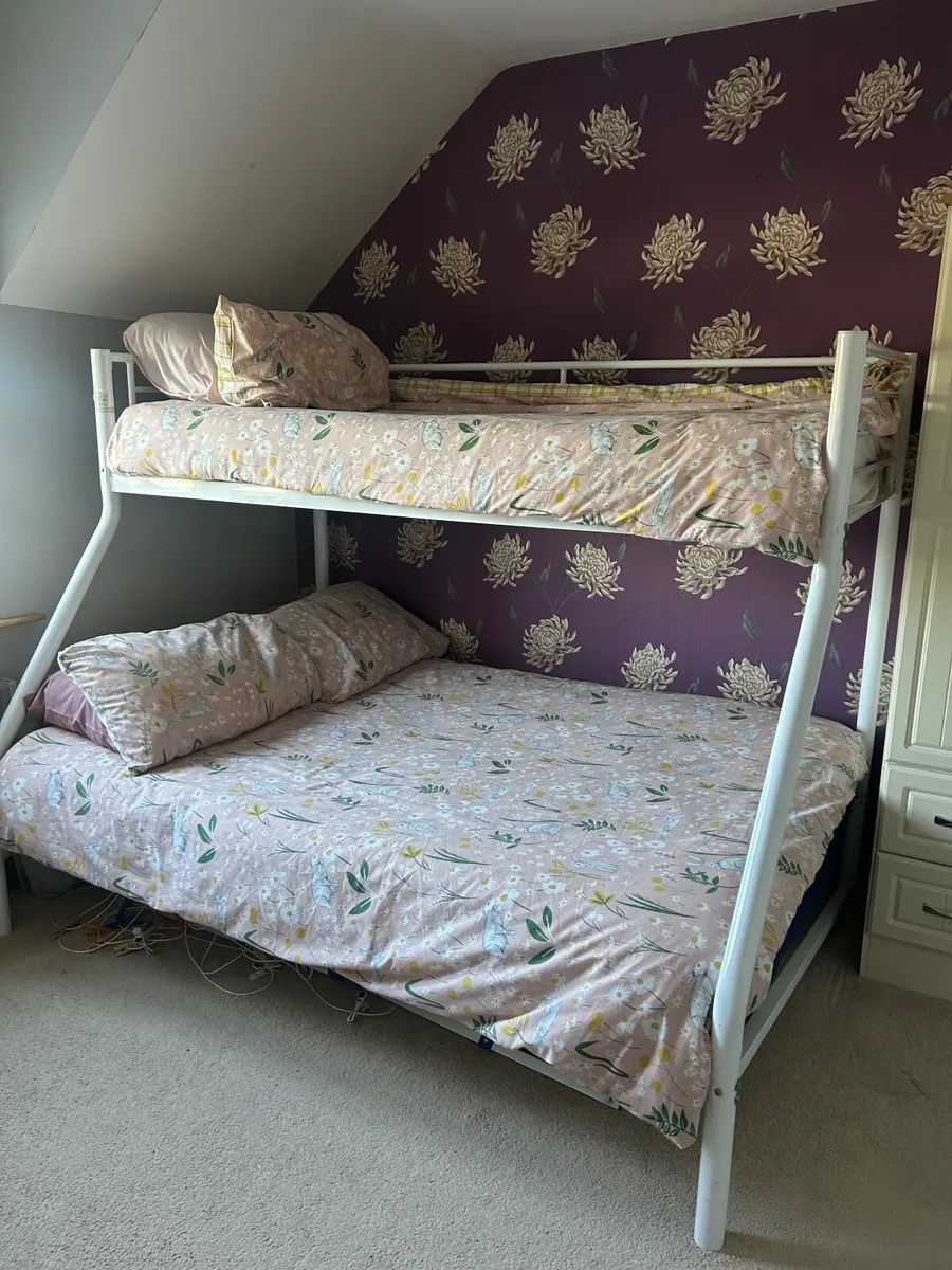 Triple Bunkbed - Image 4