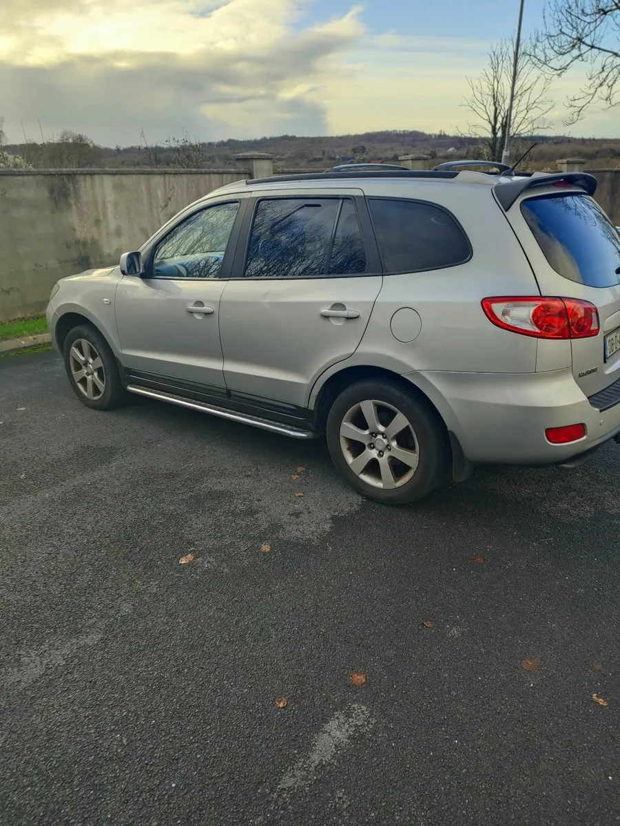 Hyundai Santa Fe 2008 - Image 4